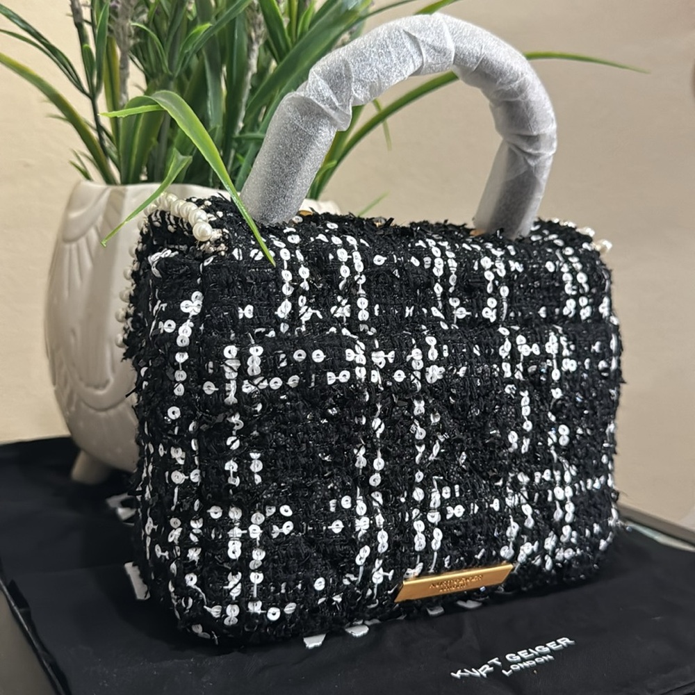 Kurt Geiger London
Handle Mini Kensington Satchel Bag - Picture 4 of 12